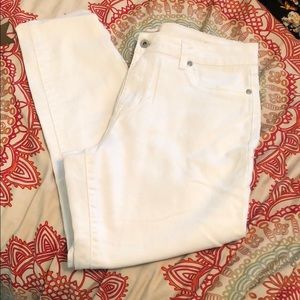 White skinny Jeans
